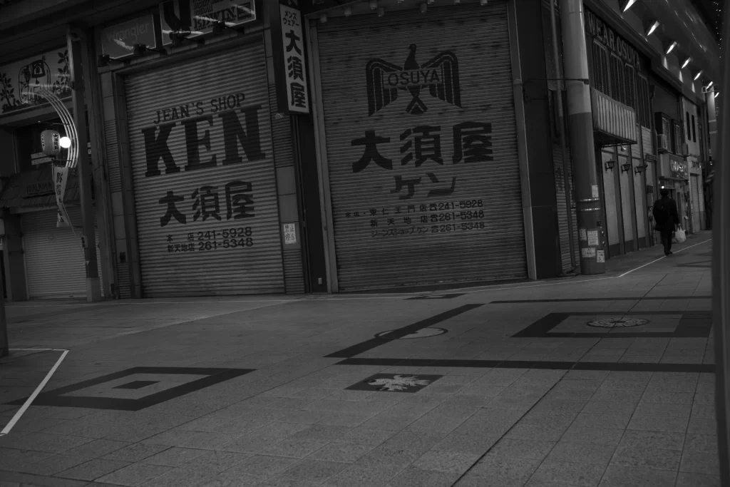 「Leica M monochrom (Typ246)+SUMMICRON-M f2.0/35mm ASPH.」で撮影した名古屋・大須の写真